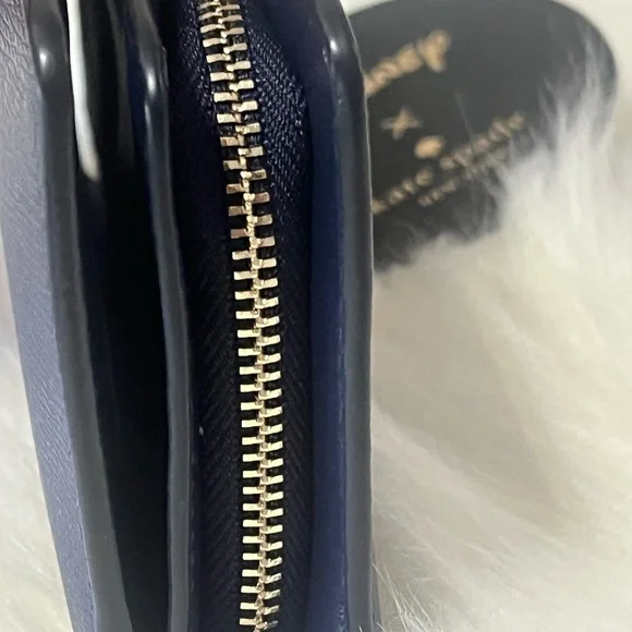 Kate Spade X Disney Lady and the Tramp medium Bifold Wallet Limited Edition NWT - Picture 3 of 8